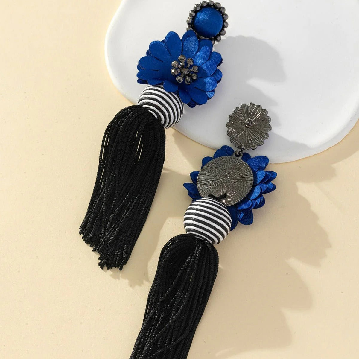 Flower Tassel Earrings In Bohemian Ethnic Style